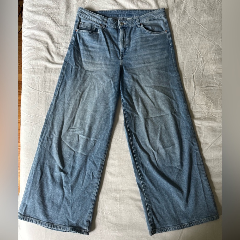 H&M wide leg high waisted jeans